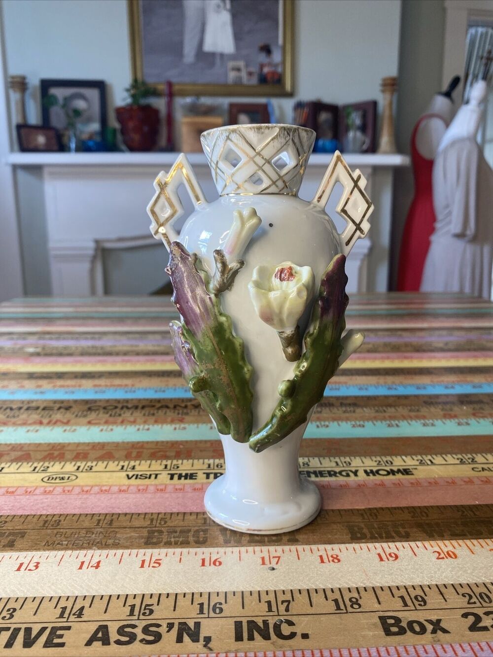 Thames Hand painted Ceramic Pottery Vase 7”Applied Cacti Floral Numbered‎ 52/59